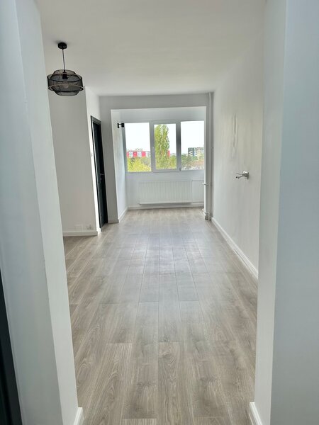 Titan - Metrou Costin Georgian