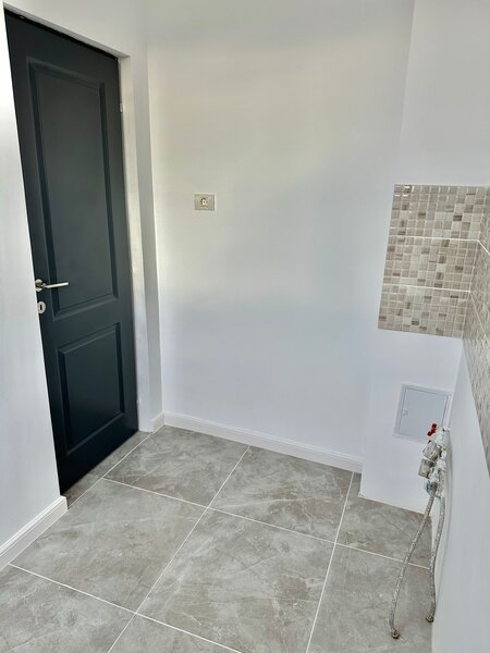 Titan - Metrou Costin Georgian